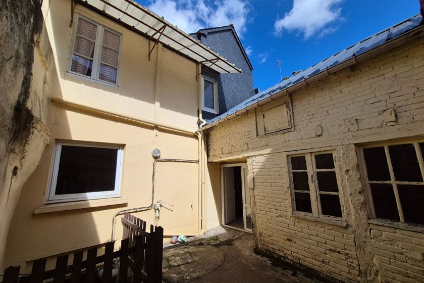 Property photo 2 of 18