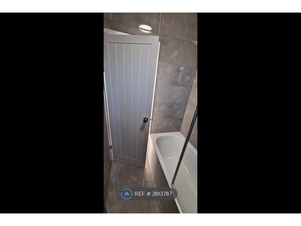 Property photo 3 of 25