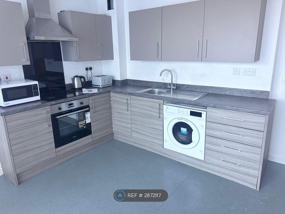 Property photo 1 of 35