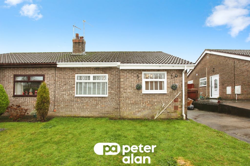 Property photo 2 of 20