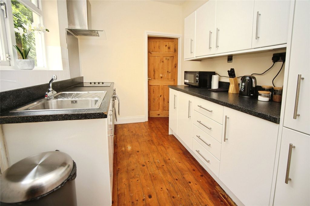 Property photo 3 of 14 Picture No. 48