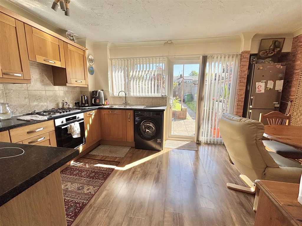 Property photo 2 of 12 Img_1109.Jpeg