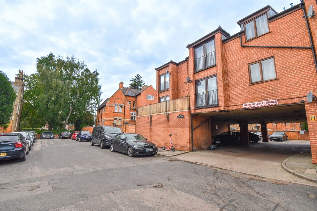 Property photo 1 of 8 Front External