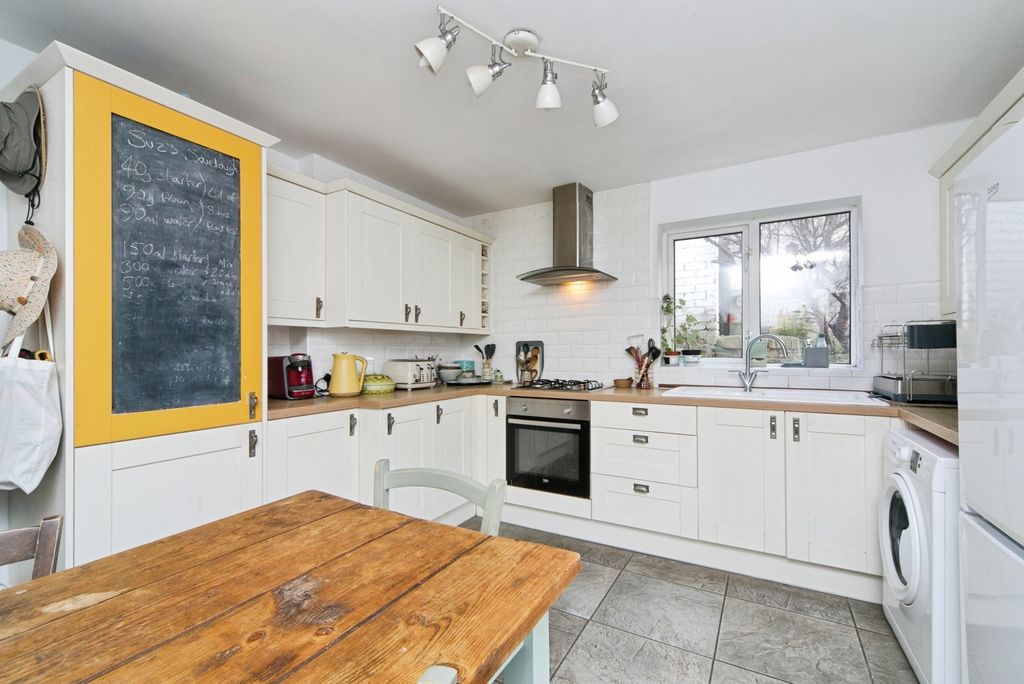 Property photo 1 of 17 Photo