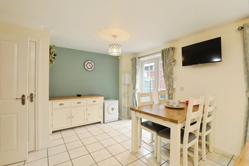 Property photo 2 of 19 Pbox-Img.Jpg