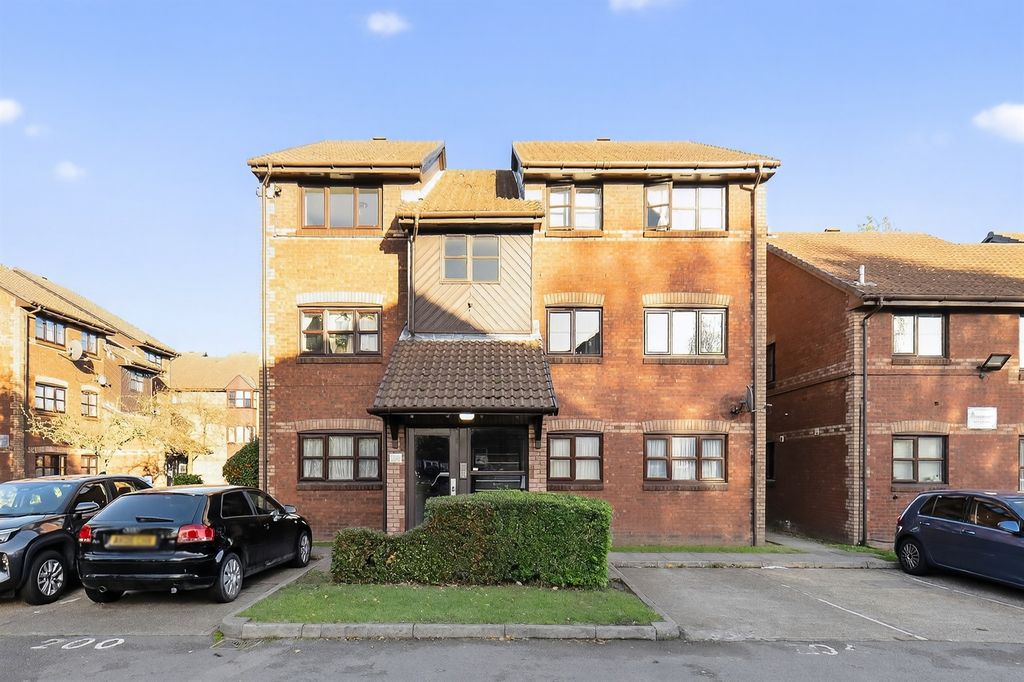 Property photo 2 of 4