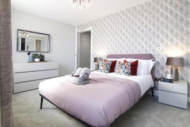 Property photo 1 of 7 Bedroom