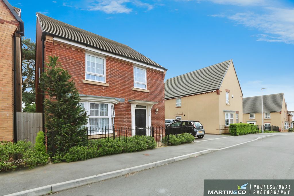 Property photo 1 of 26