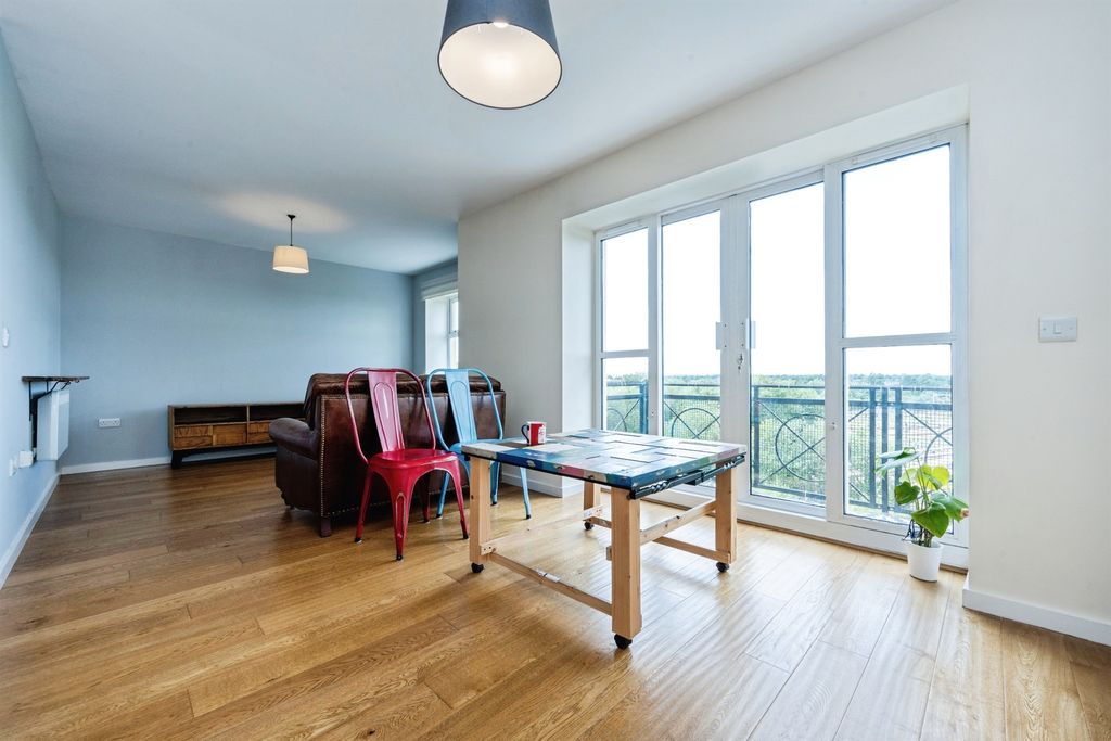 Additional image 4 of 4 bed penthouse for salePalgrave Road, Bedford MK42