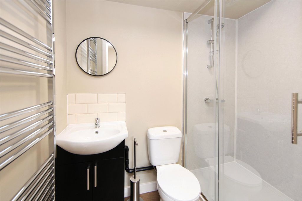 Property photo 2 of 24 Picture No. 27