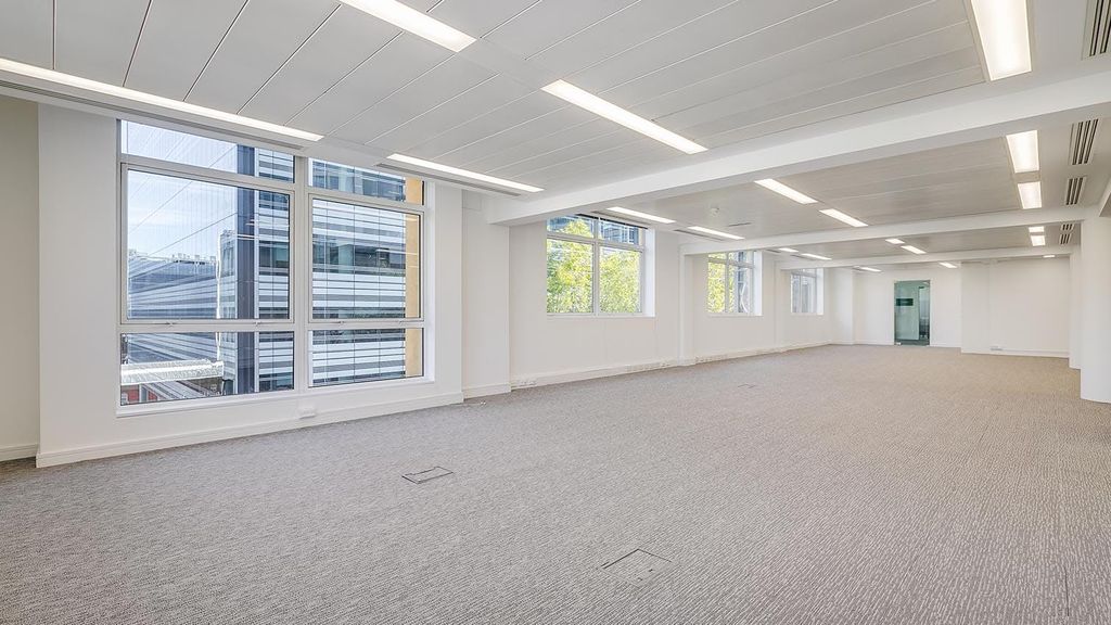 Property photo 3 of 6 The Triangle Hammersmith London W6 Office For Rent West London Int 4th Floor 2.Jpg