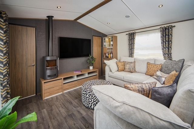 Property photo 1 of 7 Carnaby Langham Lodge Lounge At Waters Edge Country Park