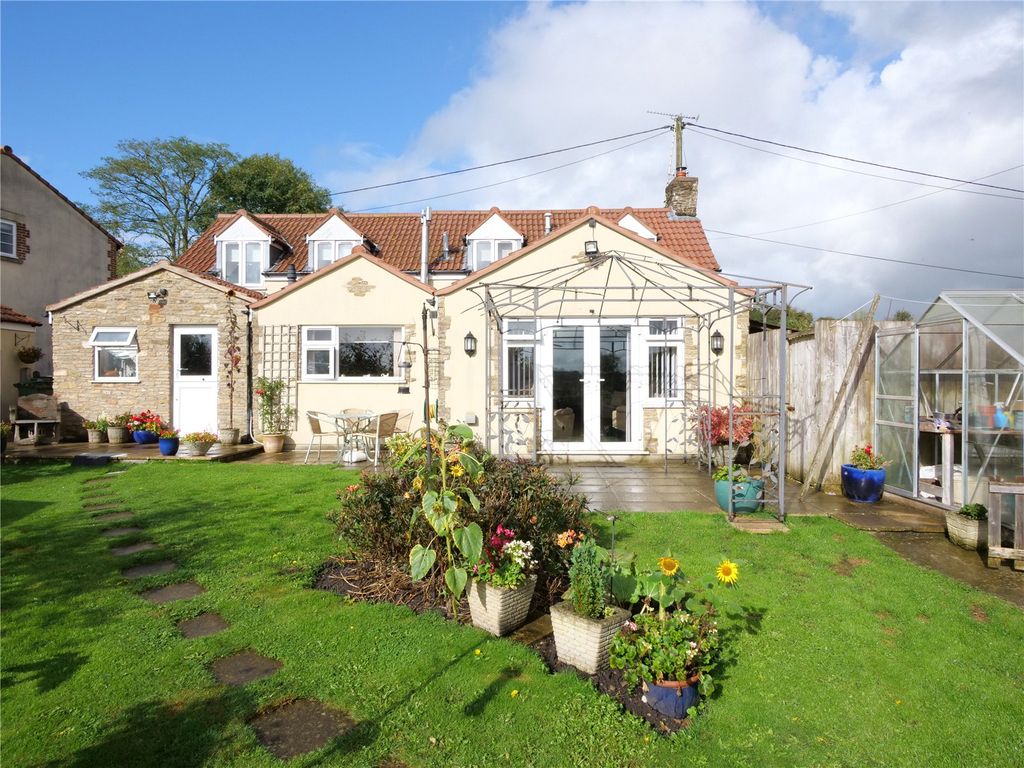 Property photo 1 of 26 Picture No. 23