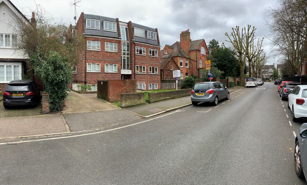 Property photo 1 of 6