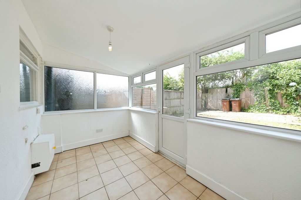 Property photo 3 of 15 Pbox-Img.Jpg