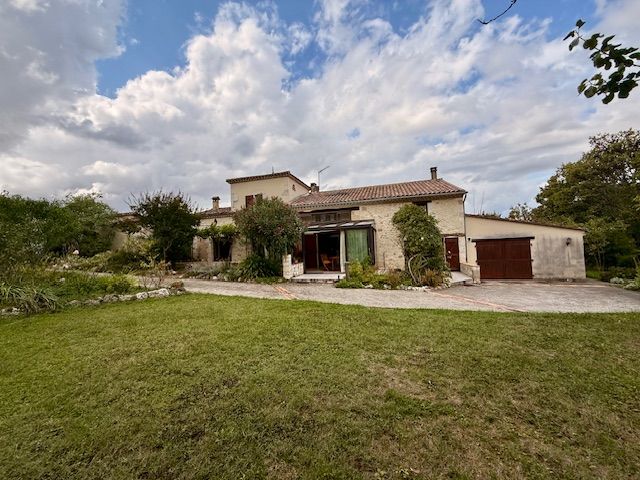 Property photo 1 of 26