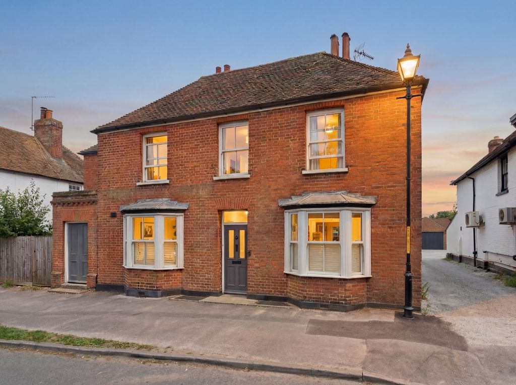 Property photo 1 of 16 Bank House