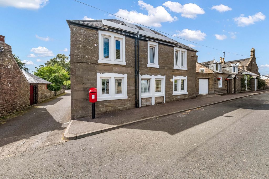 Property photo 1 of 39