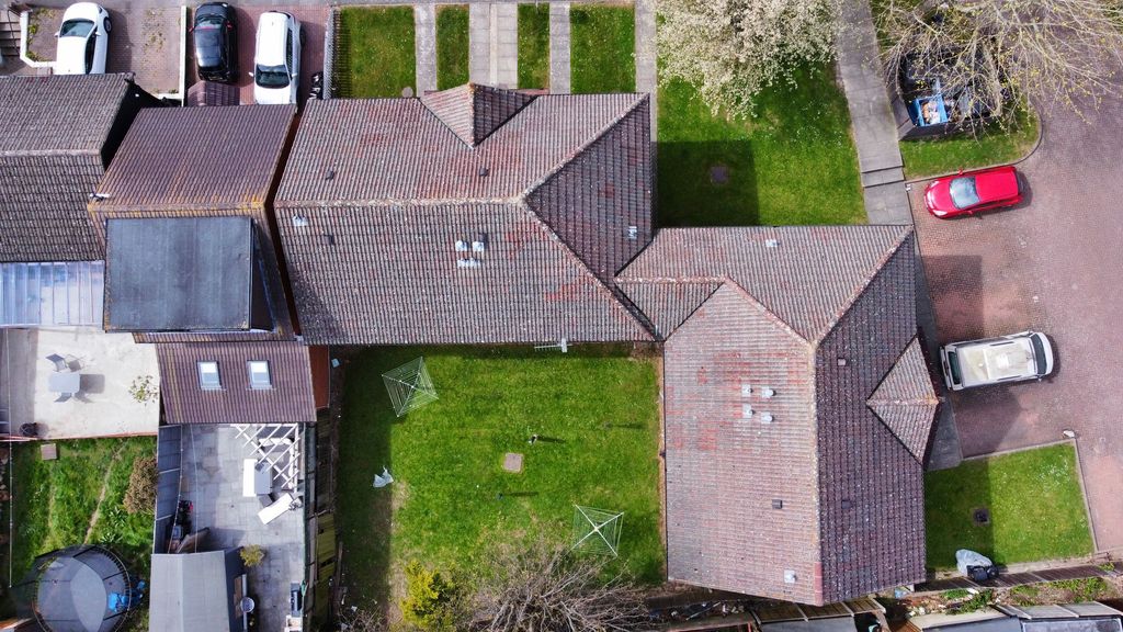 Property photo 2 of 11