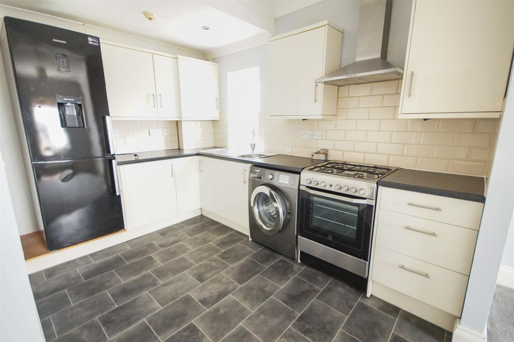 Property photo 2 of 15 Dsc05255.Jpg