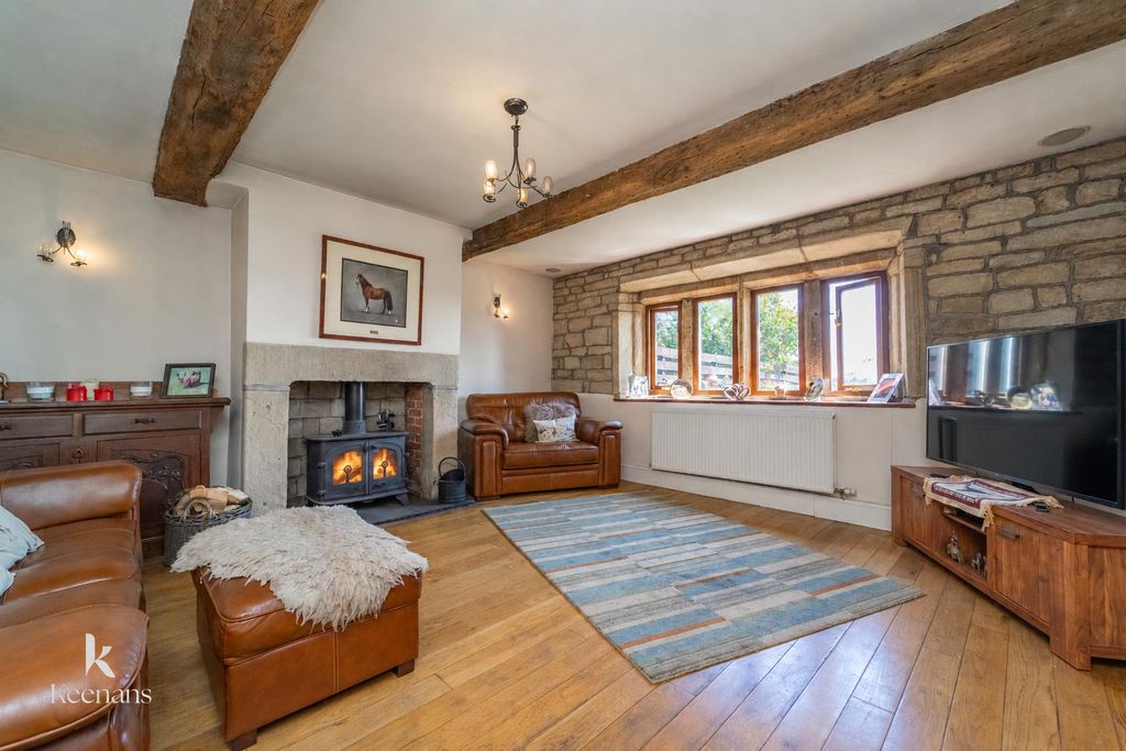 Property photo 1 of 50