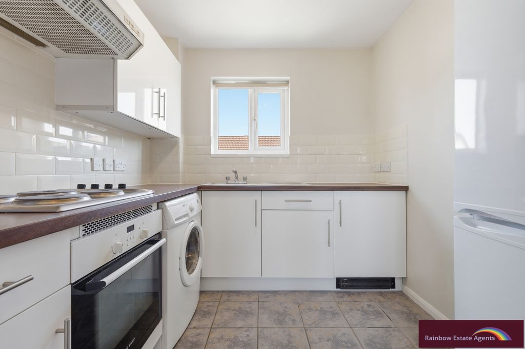 Property photo 3 of 11 12_010_Img_3794