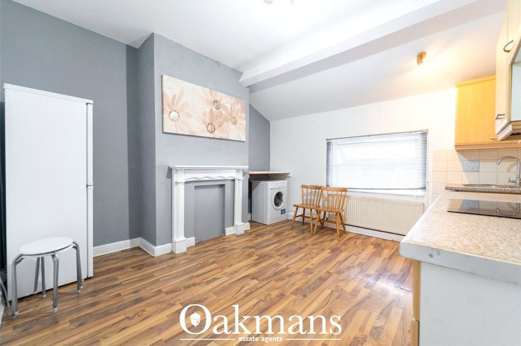 Property photo 2 of 7 Picture No. 05