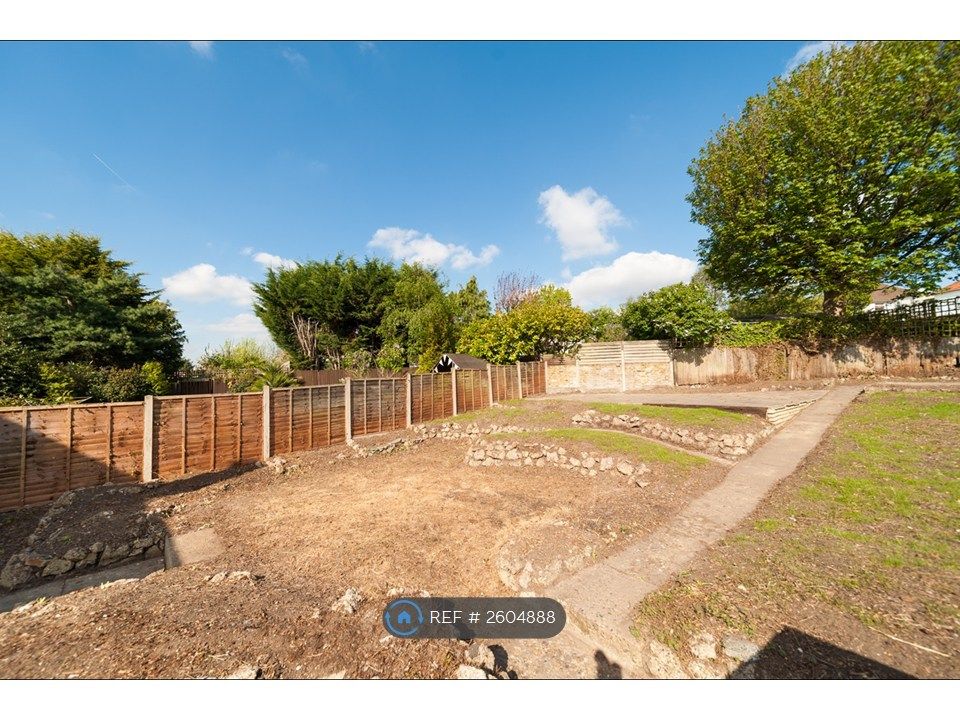 Property photo 3 of 24