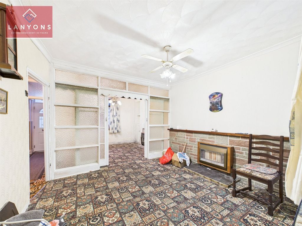 Property photo 2 of 12 Picture No. 02