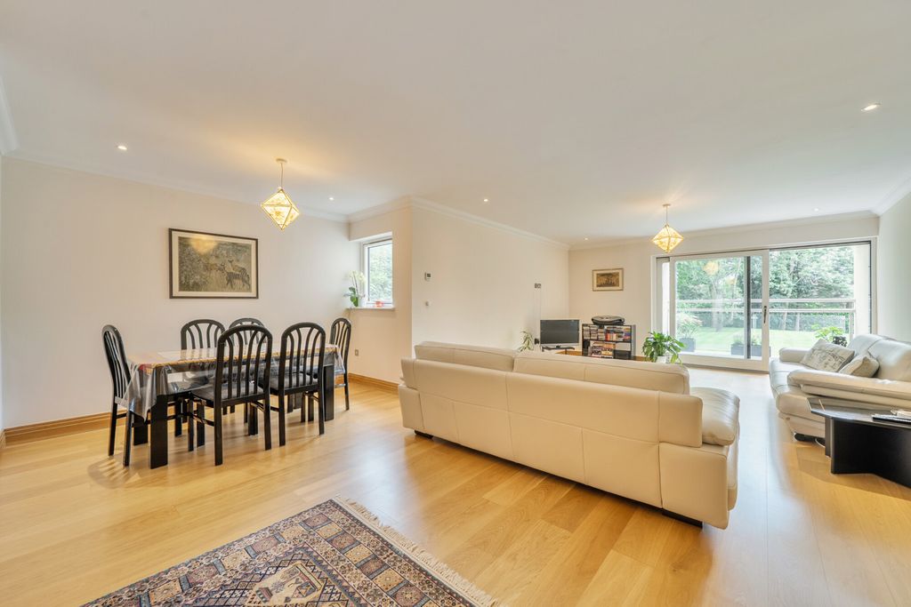 Property photo 3 of 22 1480431-4-6A347F8...