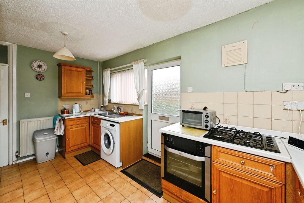 Property photo 2 of 15