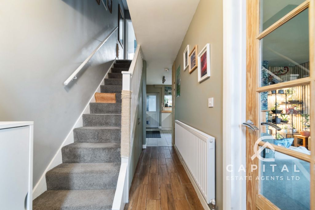 Property photo 3 of 23 Gallery