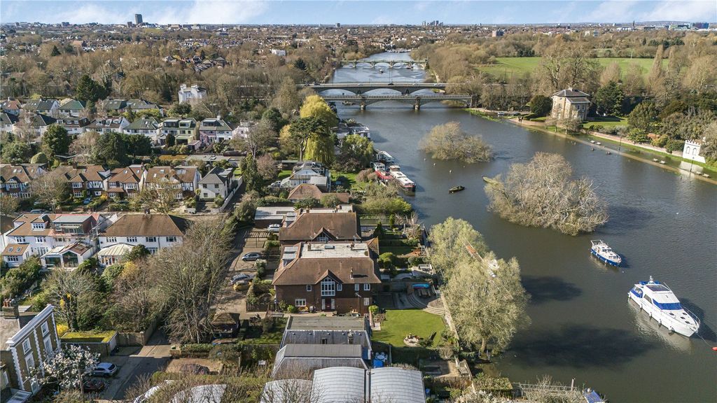 Property photo 2 of 20 Aerial View