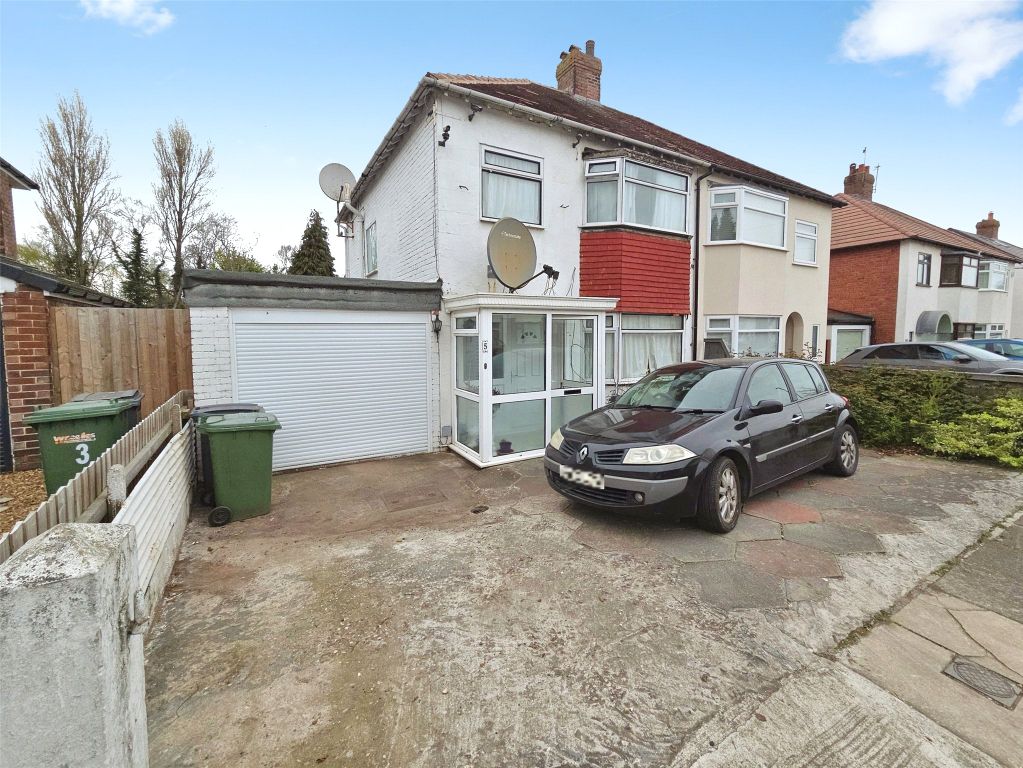 Property photo 1 of 13 Front