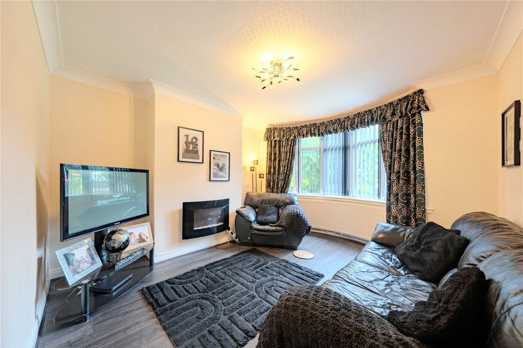 Property photo 2 of 13 Picture No. 08