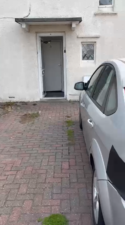 Property photo 1 of 3