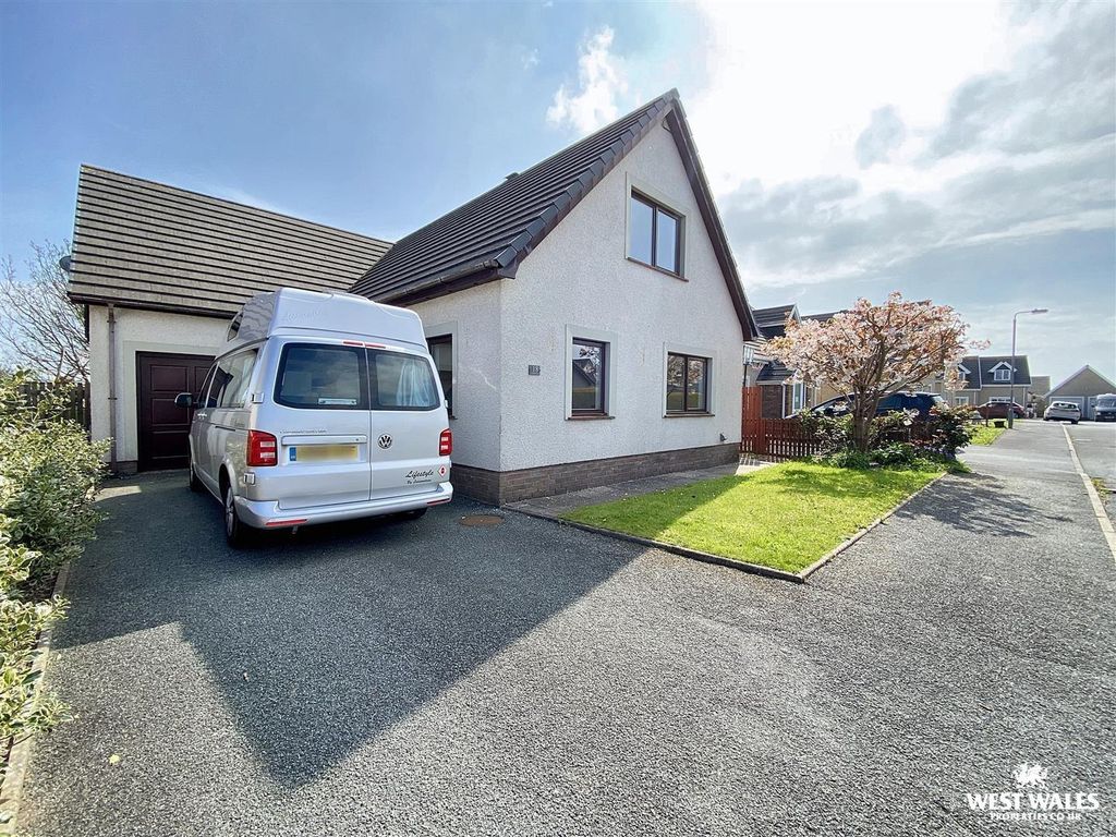Additional image 24 of 3 bed detached bungalow for saleCenarth Close, Pembroke Dock SA72
