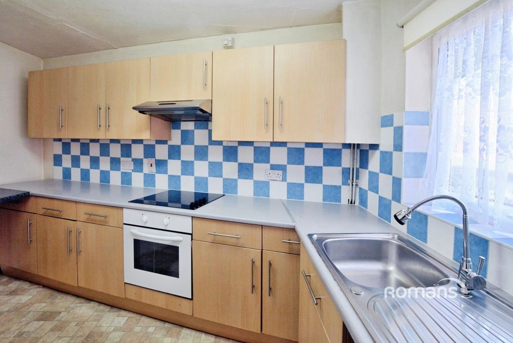 Property photo 2 of 10 Pbox-Img.Jpg