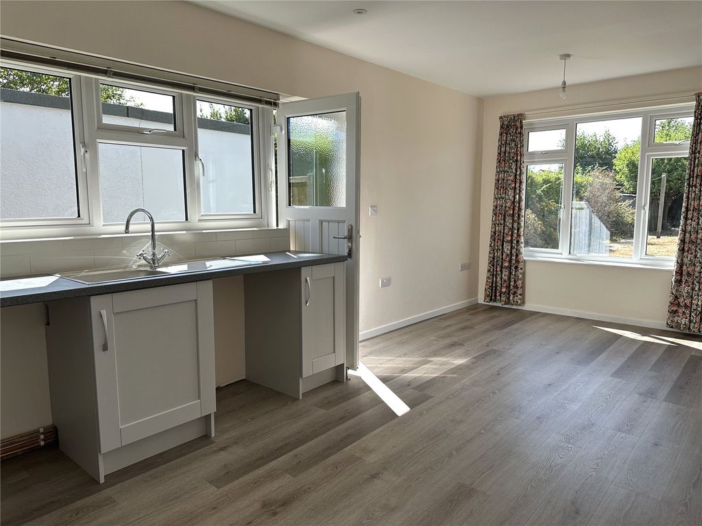 Property photo 3 of 14 Picture No. 03