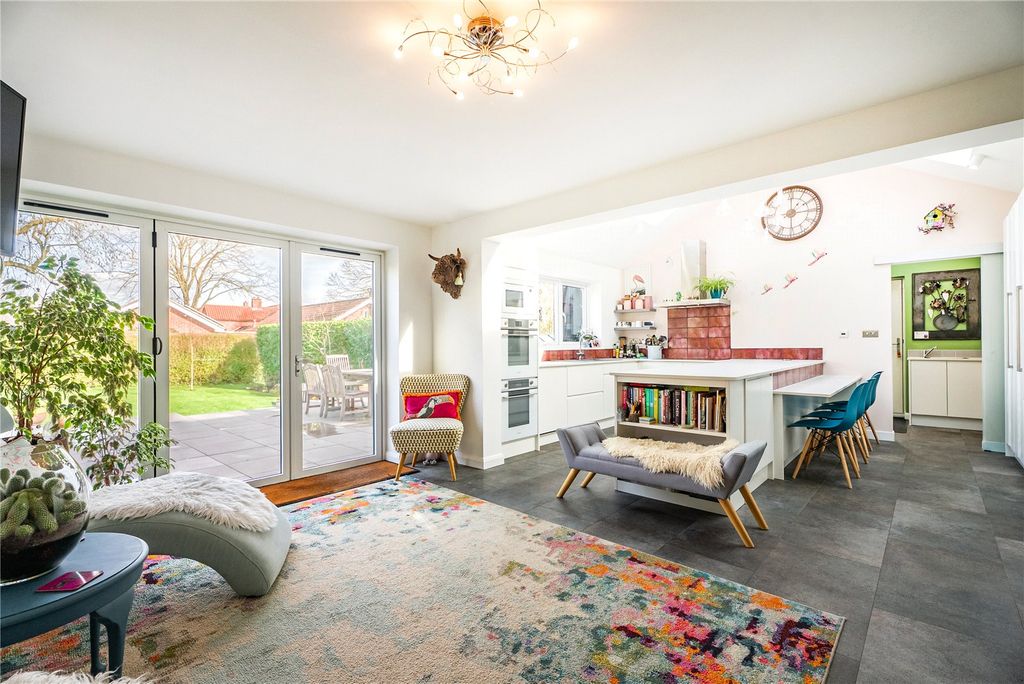 Property photo 3 of 39 Picture No. 45