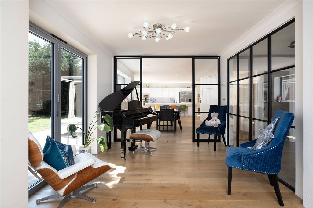 Property photo 3 of 20 Reception Room