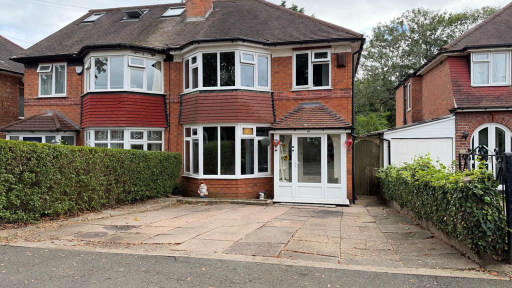 Property photo 1 of 13 3 Bed Semi-Detached House To Rent Olorenshaw Road, Birmingham B26 3Ne