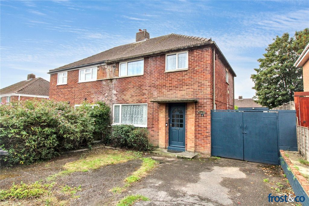 Property photo 1 of 23 Picture No. 13