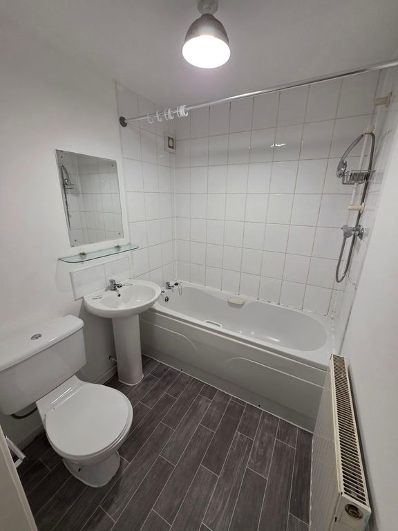 Property photo 3 of 15 Photo 16