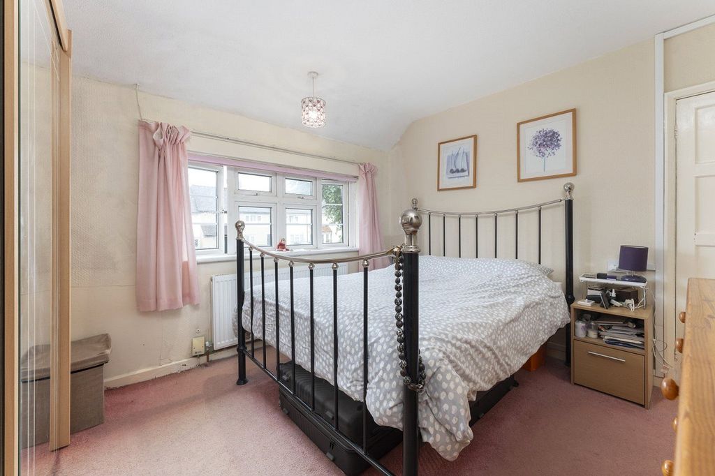 Property photo 3 of 17 Picture No. 05