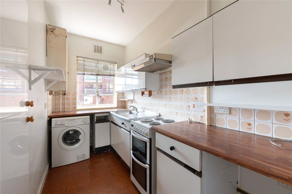 Property photo 3 of 13 Picture No. 13