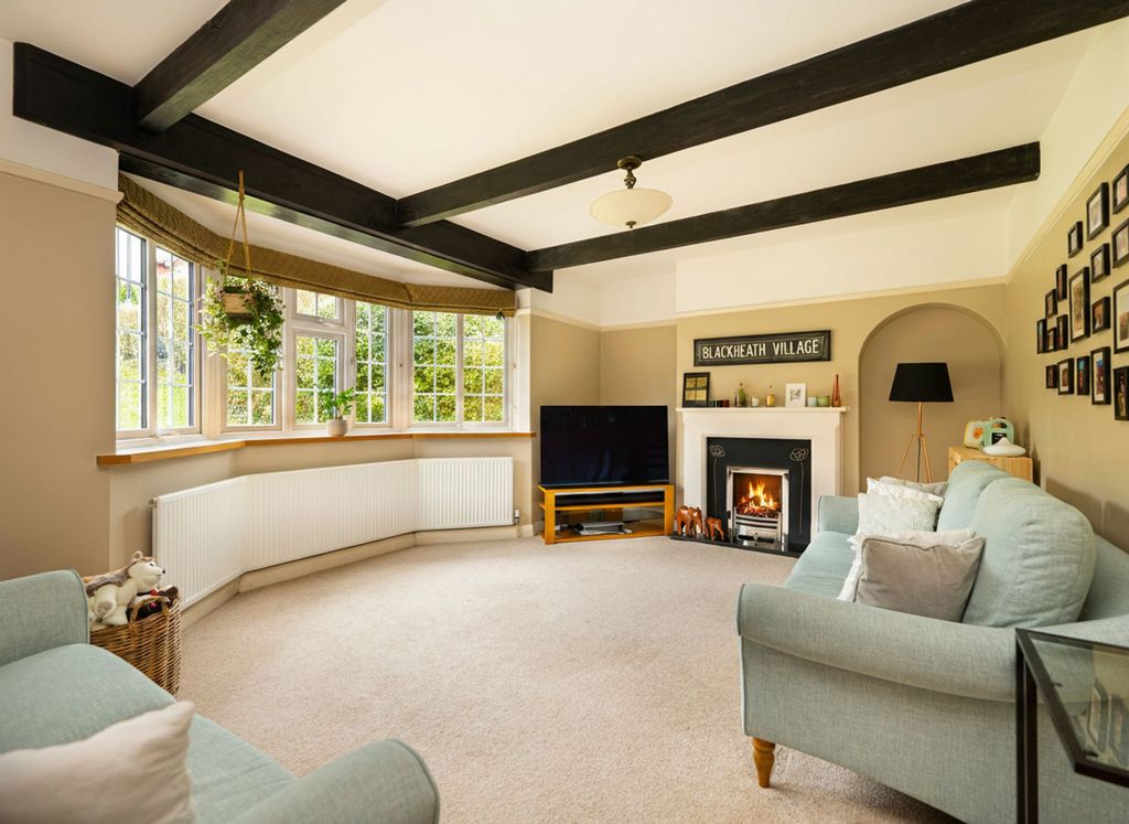 Property photo 2 of 21