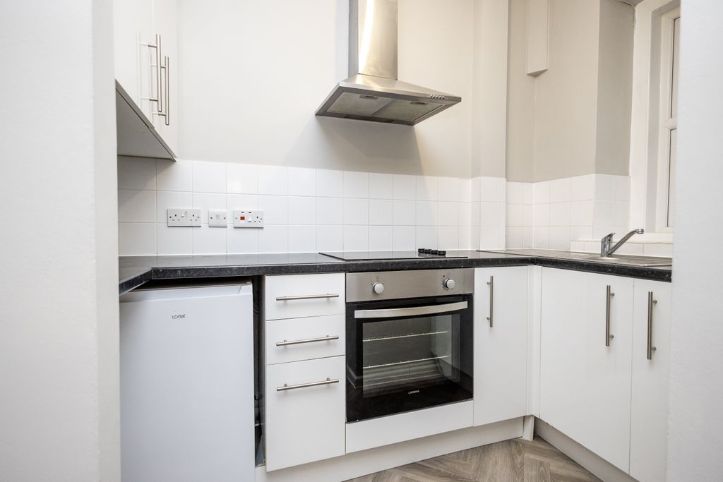 Property photo 2 of 6 Jt3A6795