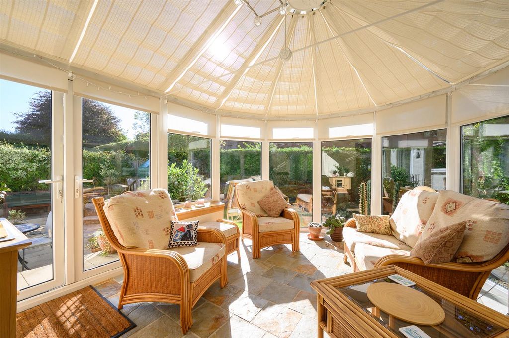 Property photo 3 of 17 Avongrove12-36.Jpg