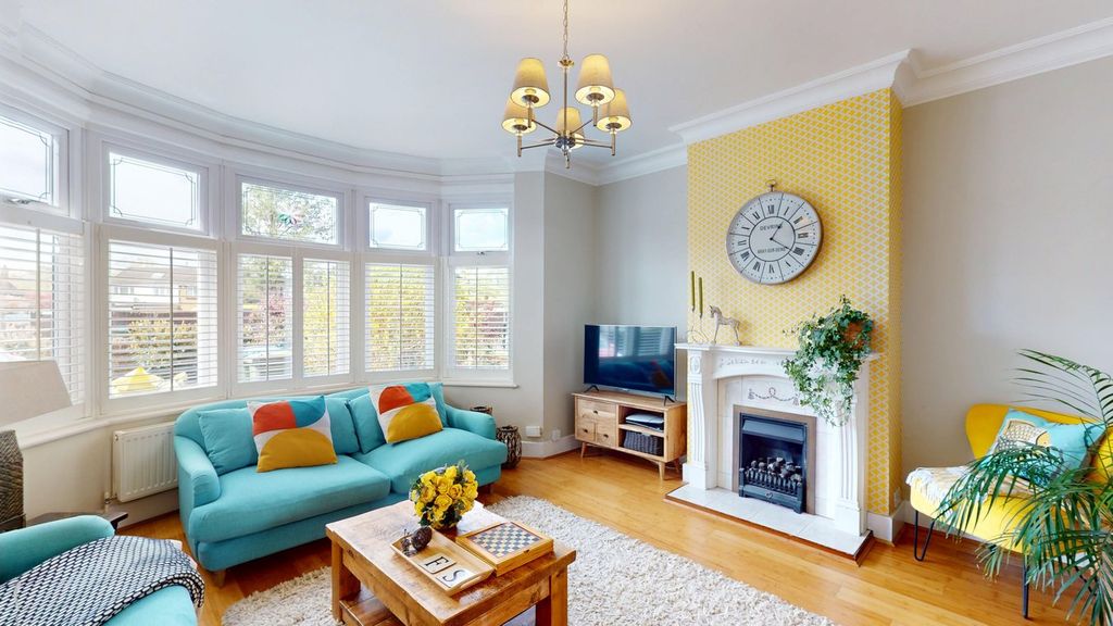 Property photo 1 of 25